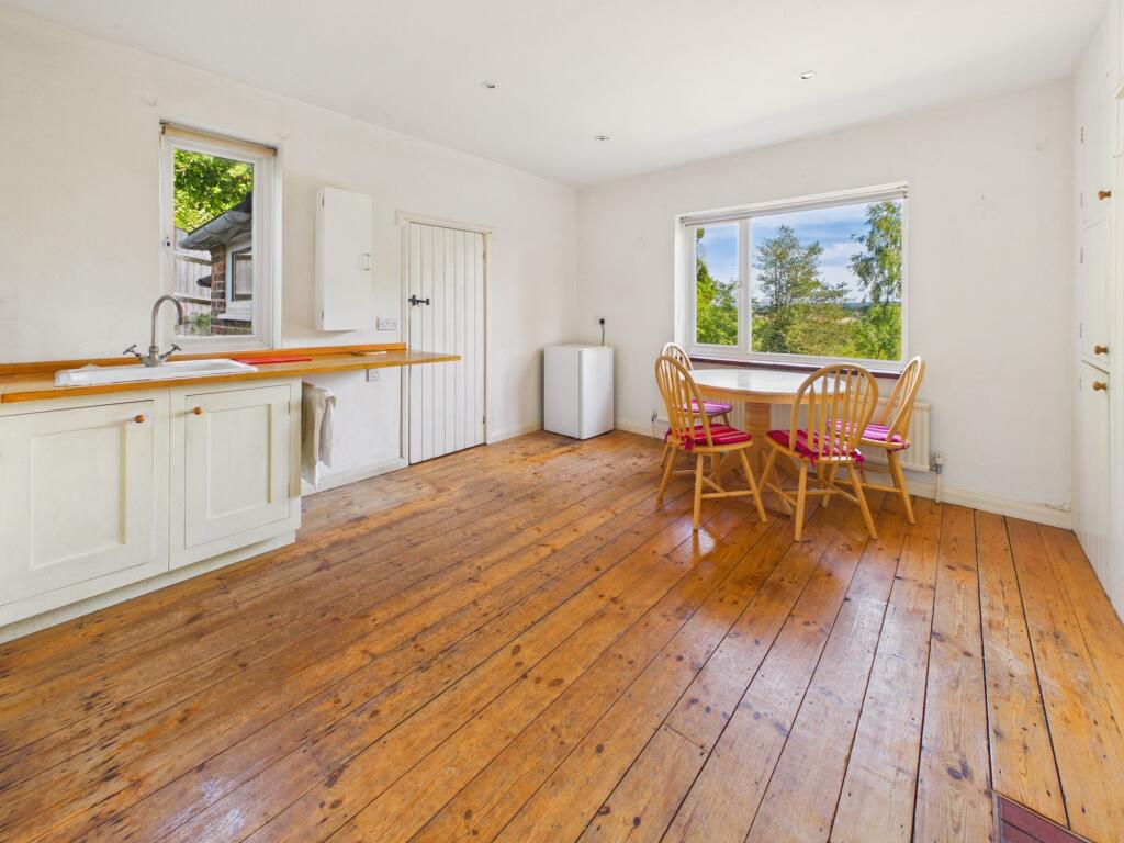 House in Wealden, Mayfield and Five Ashes - View 3