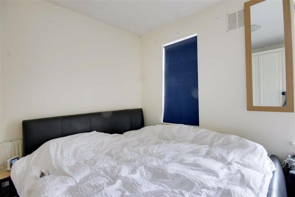 2 bedroom house for rent