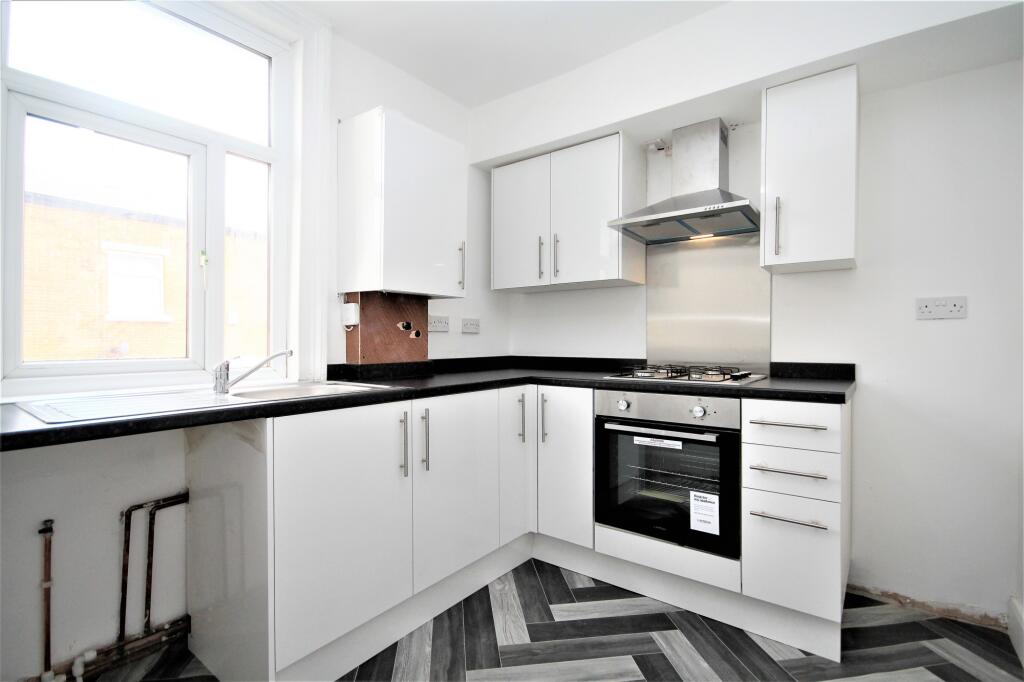Apartment in Preston - View 4