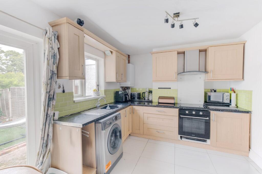 Hillview Road, Rubery, Rednal, Birmingham, B45 photo 3