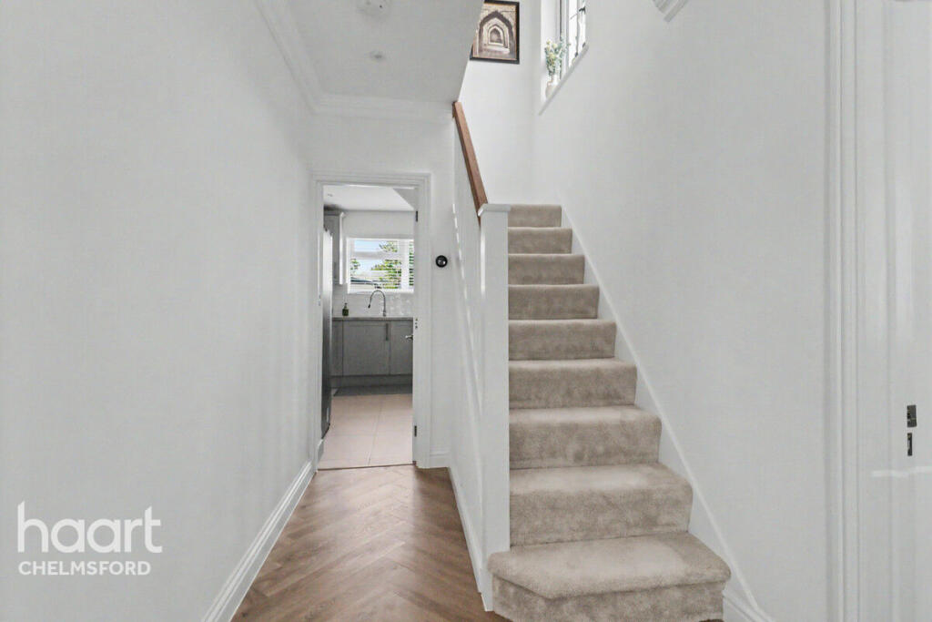 House in Chelmsford - View 2