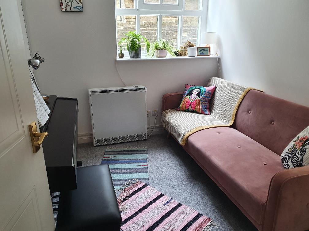 Apartment in Bradford, Baildon - View 5