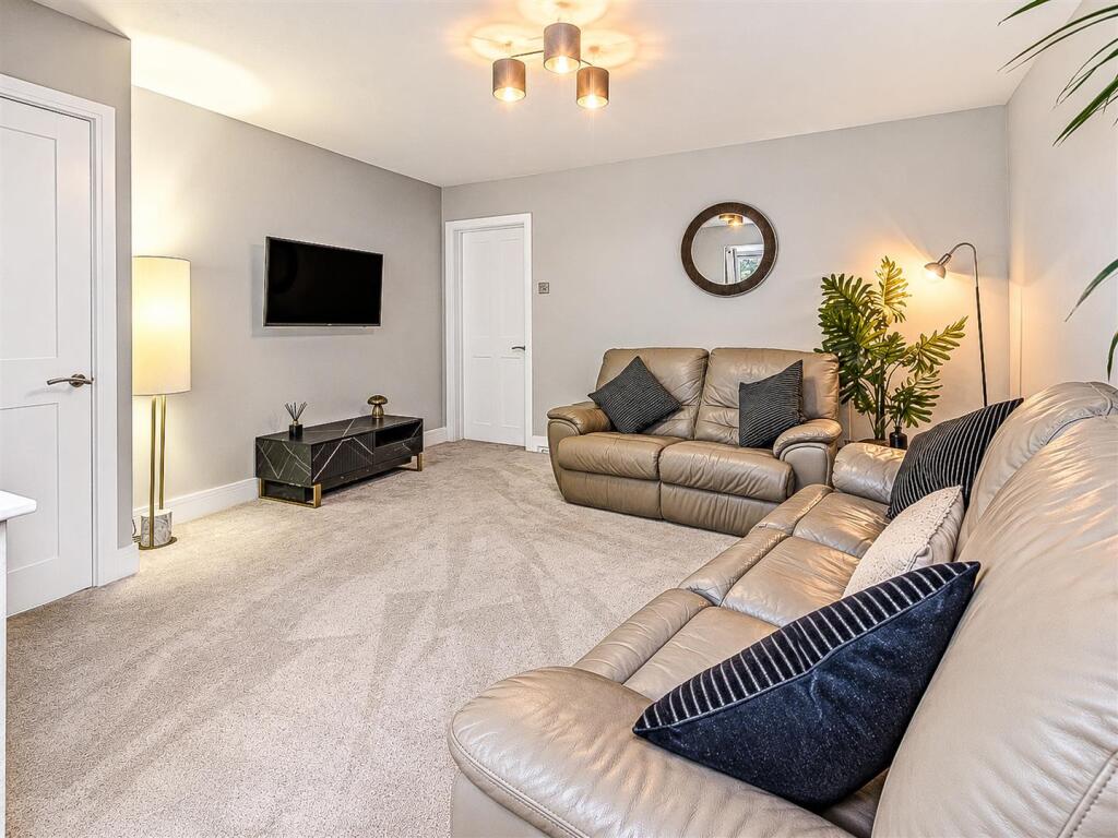 House in Blaby, Enderby - View 3