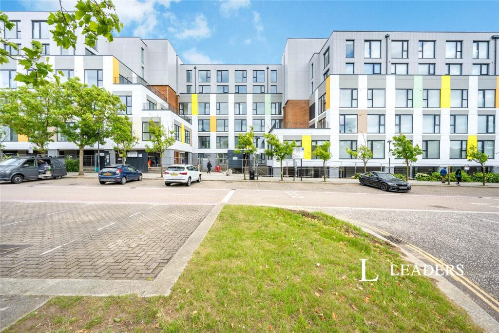 Main image of property: Silbury Boulevard, Milton Keynes, Buckinghamshire, MK9