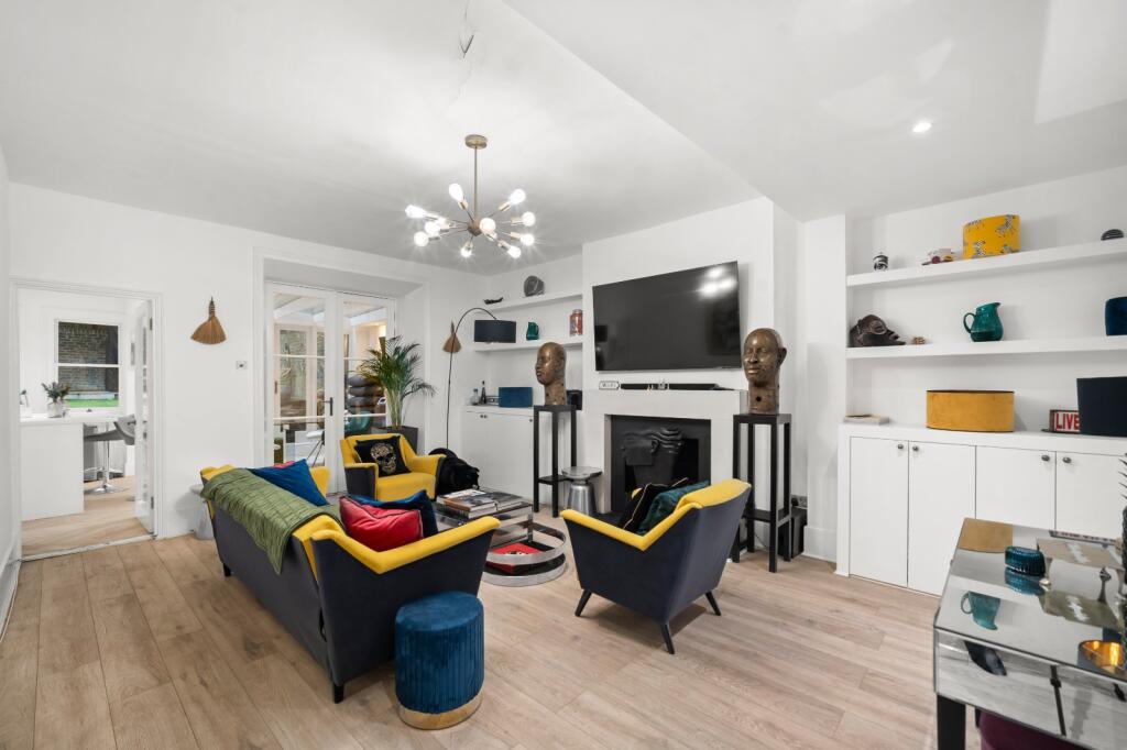 Apartment in London, Kensington - View 3