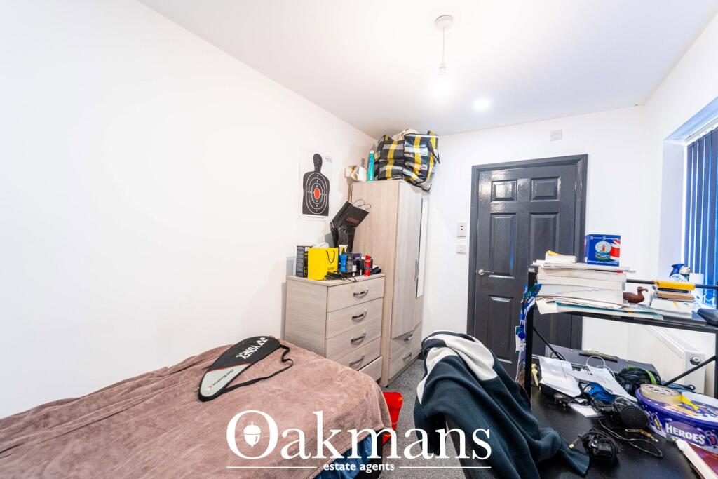 6 bedroom terraced house for rent