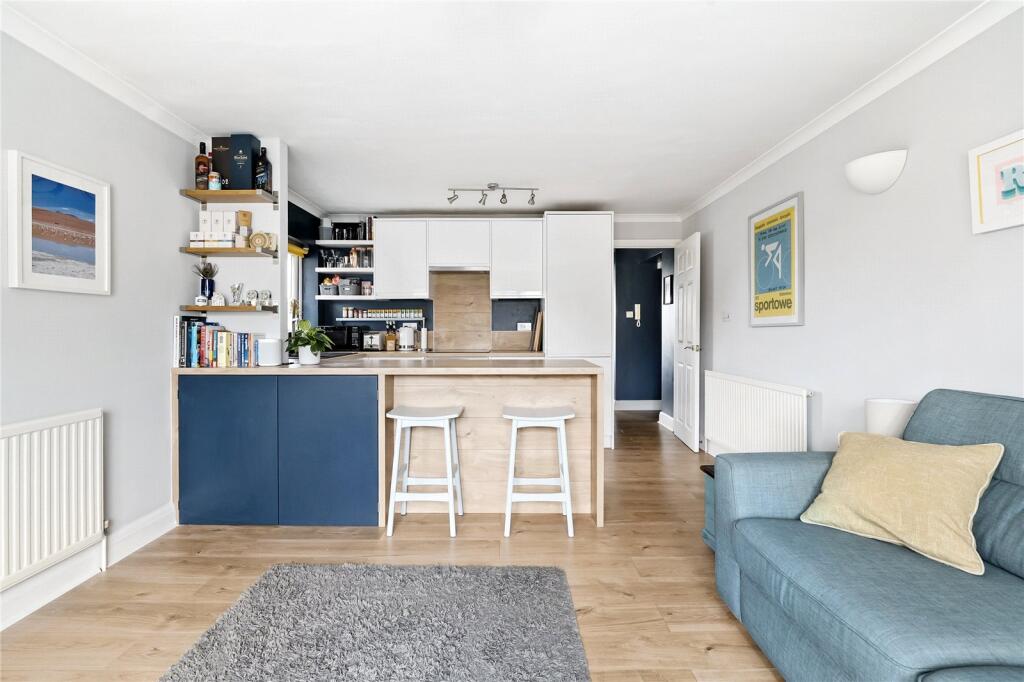 Apartment in London, Walthamstow Village, Leyton - More