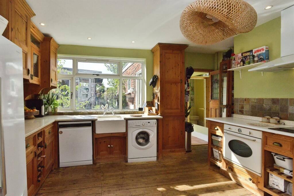 House in Milton Keynes - View 4