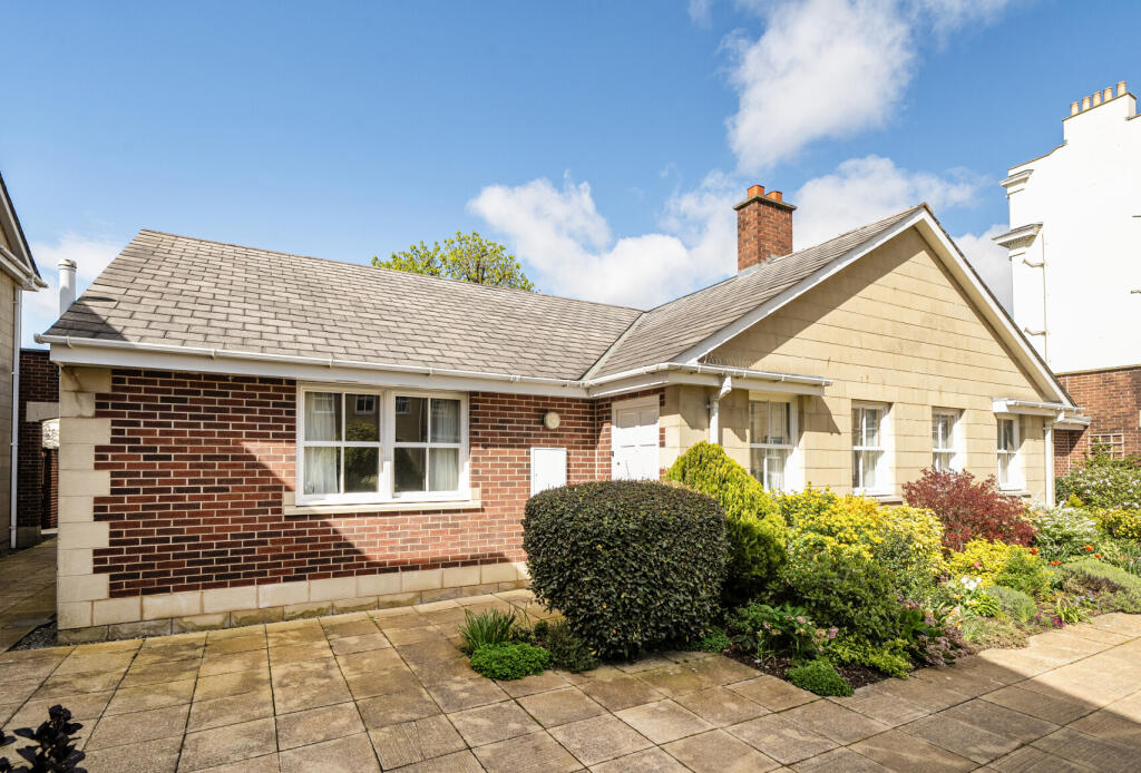 Main image of property: Suffolk Mews, Suffolk Square, Cheltenham, Gloucestershire, GL50