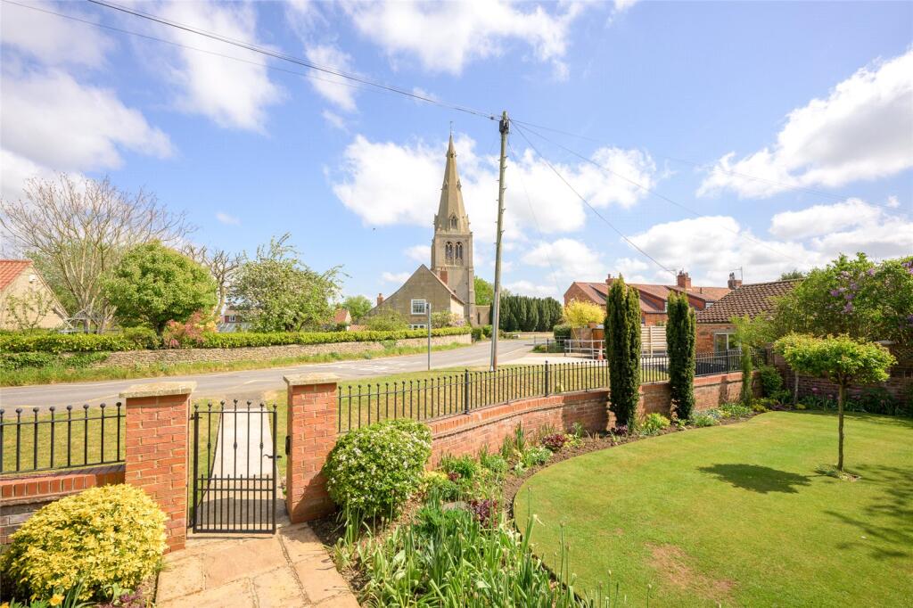 Lincoln Road, Leasingham, Sleaford, Lincolnshire, NG34 photo 4