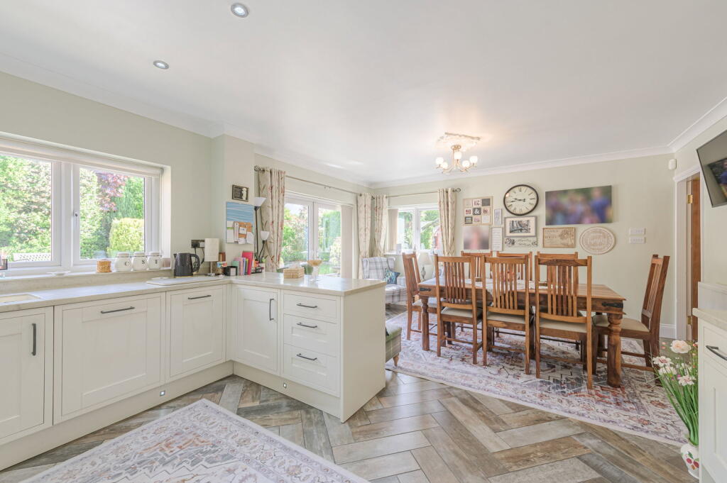 House in Walsall, Streetly - View 3