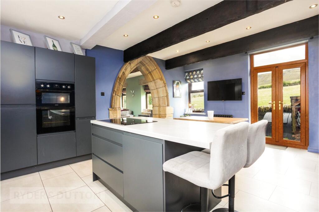 House in Oldham, Saddleworth - View 5