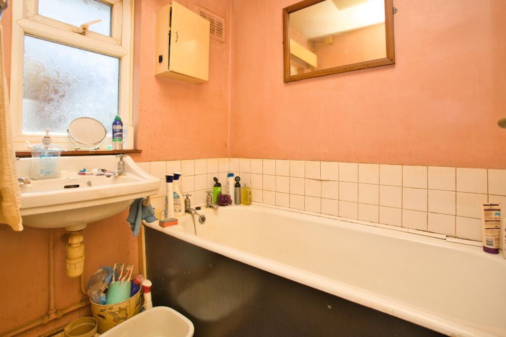 House in Dover, Mill Hill, Deal - View 4