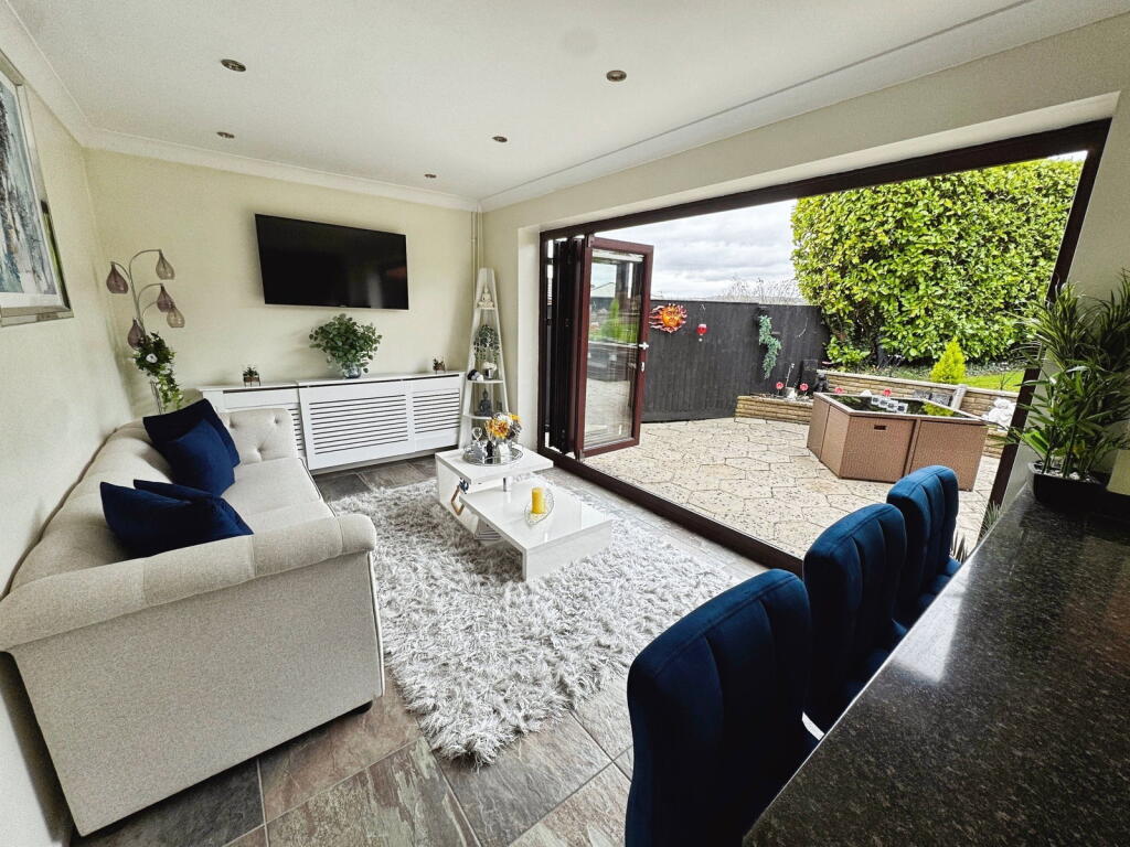 Bryn Llidiard, Litchard, Bridgend, CF31 1QD photo 3
