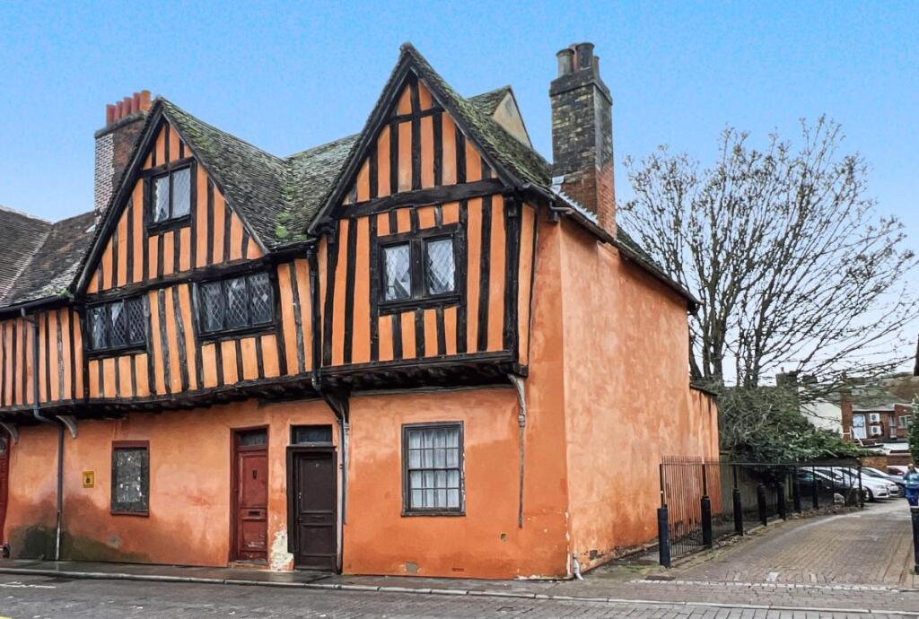 Main image of property: 9 Silent Street, Ipswich, Suffolk, IP1 1TF