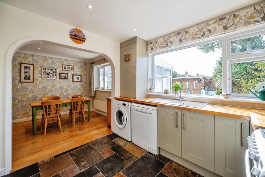 House in Havant, Hampshire - View 4