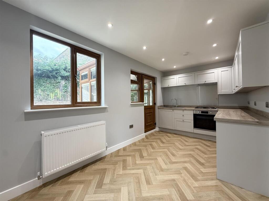 House in Huddersfield, Denby Dale - View 2