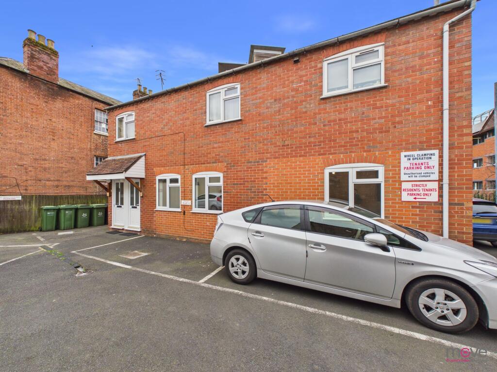 Main image of property: Moreton Place, Worcester, WR1