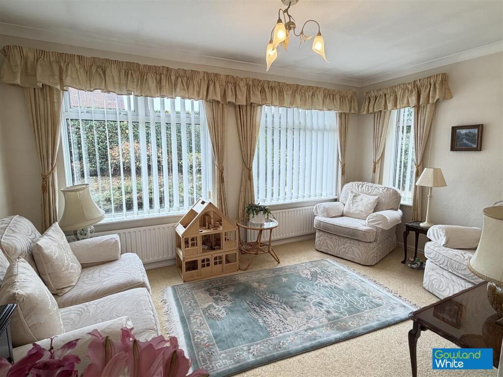House in Yarm, Layfield, Stockton-on-Tees - More