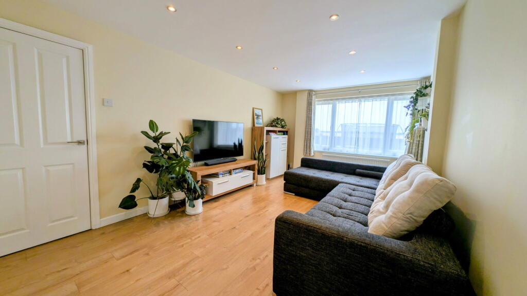 Linkfield Drive, Worsley M28 1JU photo 2