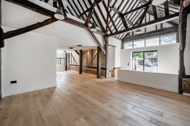 2-bed house on The Barns, Lords Mill, Chesham, £700,000