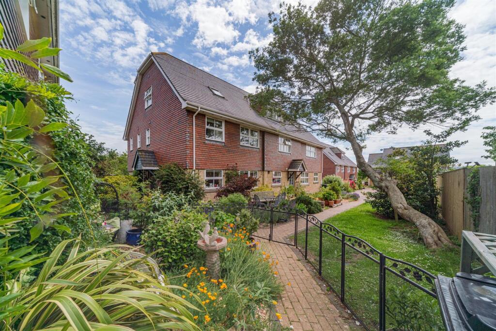 House in Yarmouth, Isle of Wight - View 3