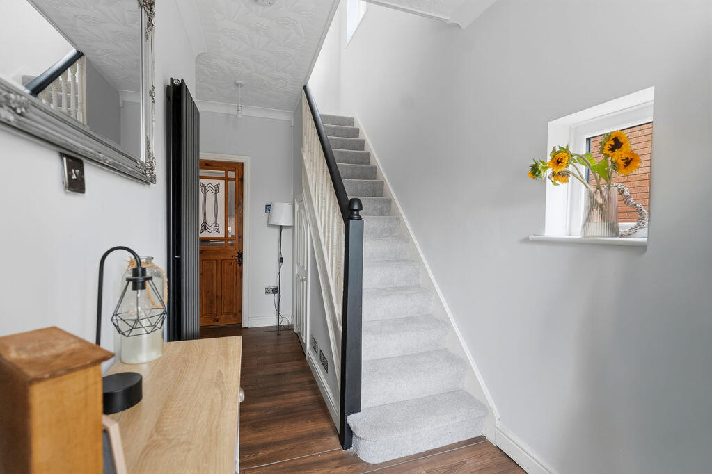 House in Grimsby, Humberston - View 2