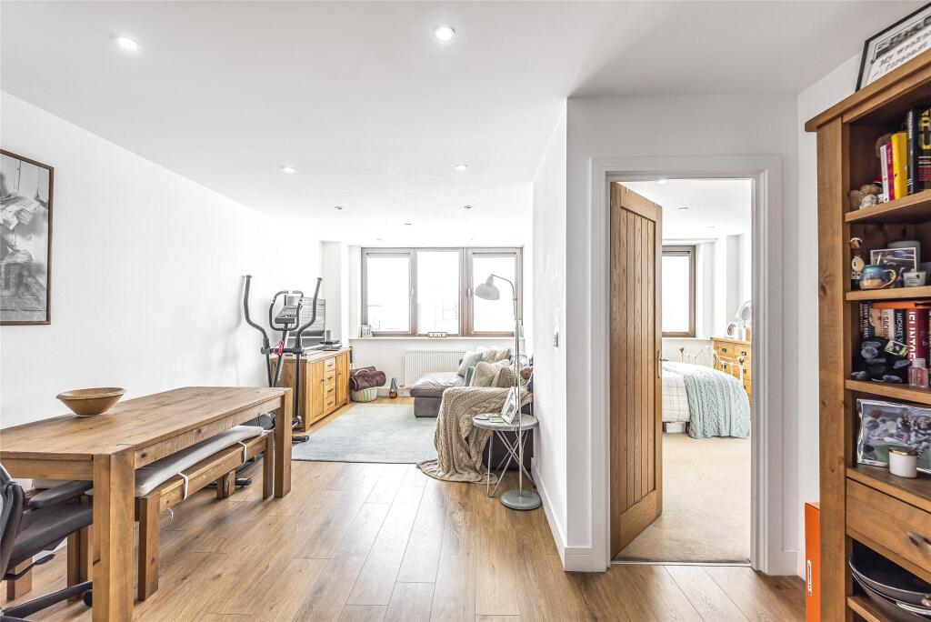 Main image of property: Streatham High Road, London, SW16