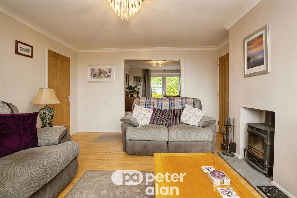 House in Newport, Panteg - View 5