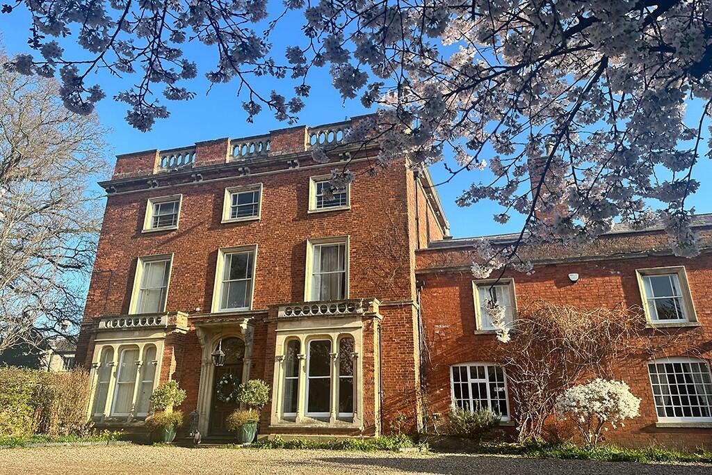 Main image of property: The Dower House, Church Lane, Carlton on Trent, Nottinghamshire NG23 6LP