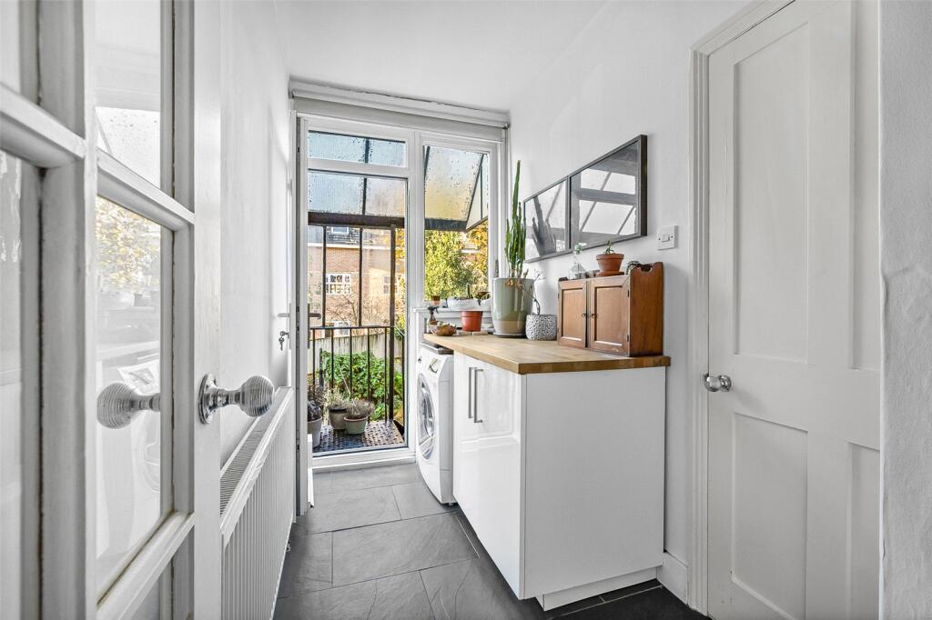 Apartment in London, Bellenden - View 5