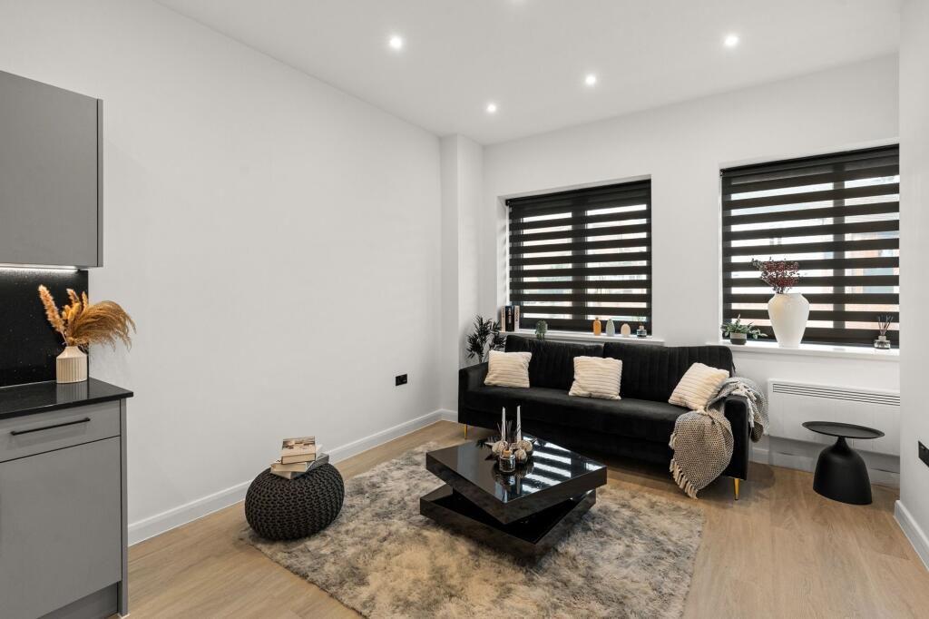 Main image of property: Headgate, Colchester, CO3