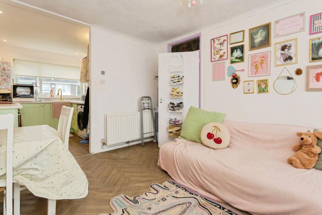 Apartment in Newcastle upon Tyne - View 3