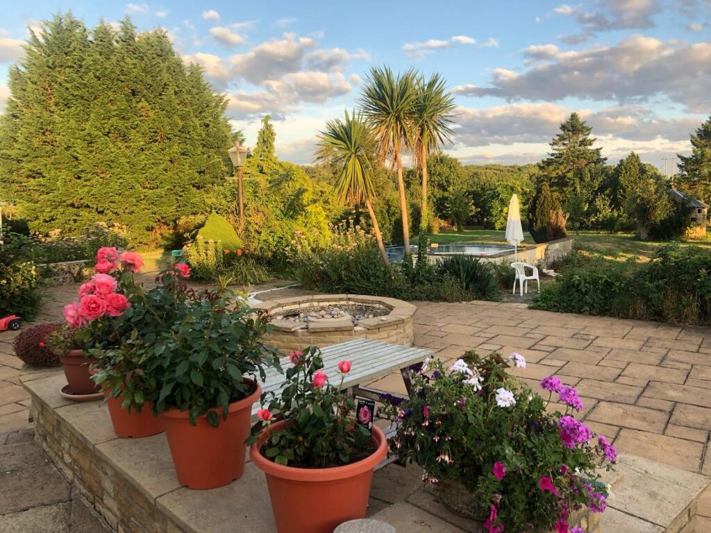 House in Swindon, Chippenham Without - View 4