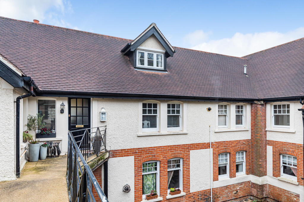 Main image of property: Dempster House, The Crescent, Farnham, Surrey, GU9