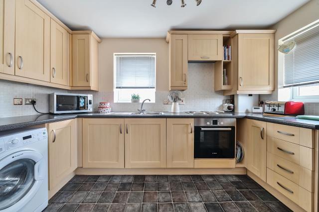 Arbor House, Newbury - View 2