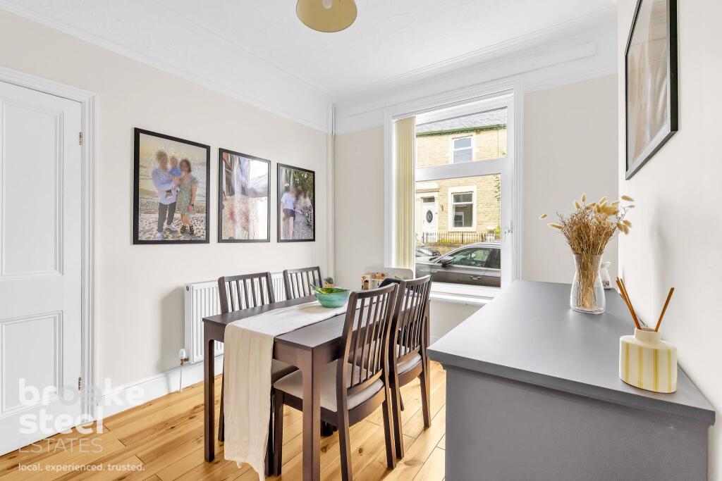 House in Darwen, Hollins Grove, Earcroft - View 4