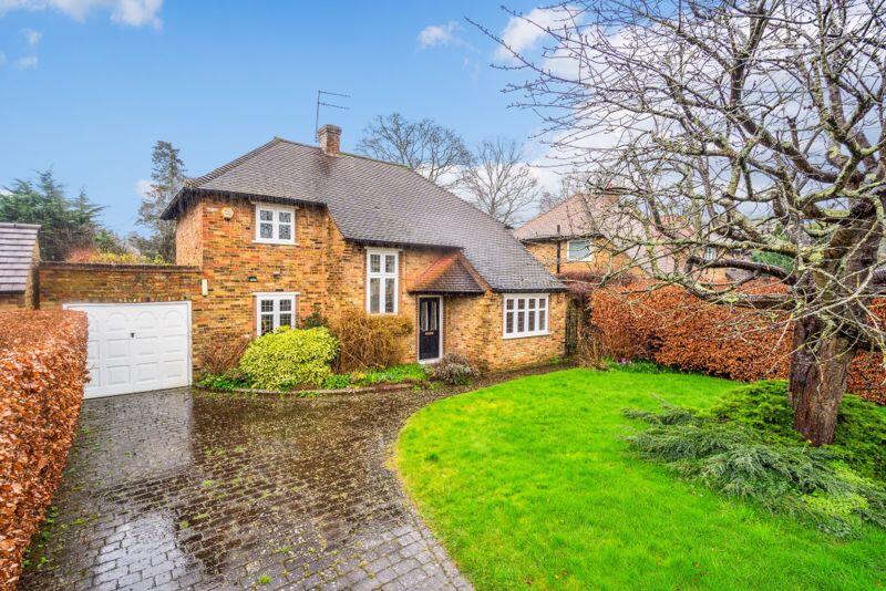 Main image of property: Rosewood Way, Farnham Common 3 Bedroom Detached Property £2595pcm