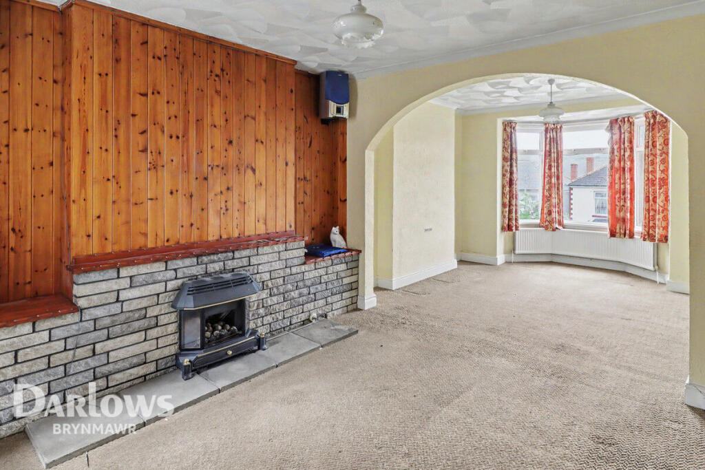 Brynithel, Abertillery photo 4