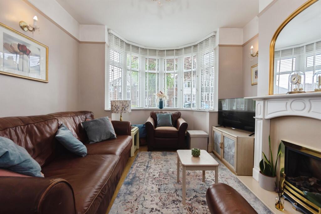 House in Birmingham, Ridgacre - More