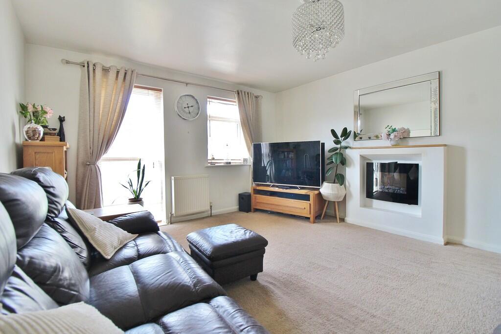 House in Portsmouth - View 3