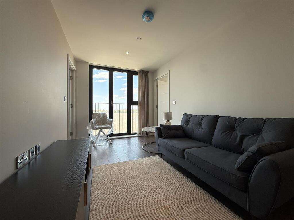 Main image of property: 517 Aquitania, West Waterloo Place
