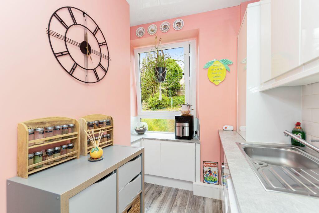 Apartment in Penicuik, Kirkhill - View 5