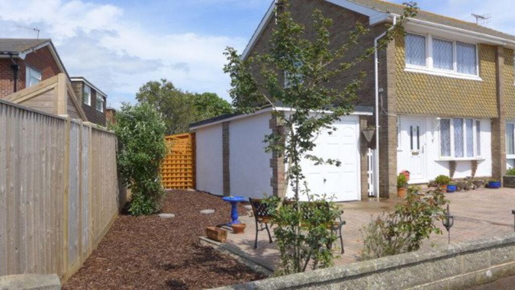 Main image of property: Peacehaven, BN10, Lea Road, P1861