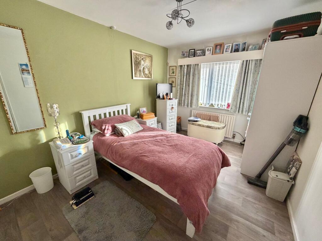 Additional image 7 of Lodge Gate Close, Denholme, Bradford, BD13