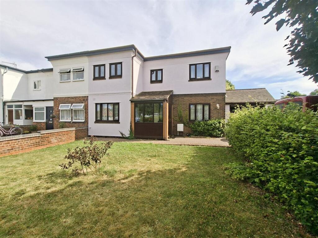 Main image of property: Common Lane, Sheldon, Birmingham