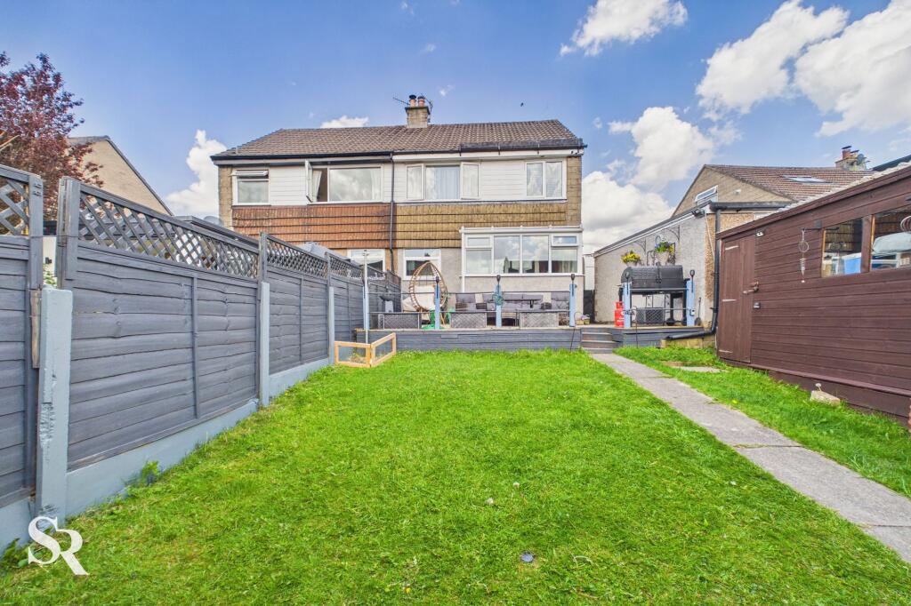 Horse Fair Avenue, Chapel-En-Le-Frith, SK23 photo 4