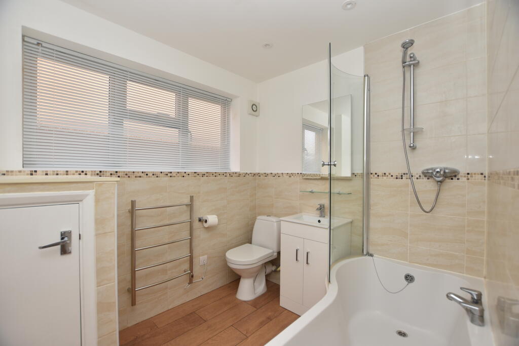 Apartment in Luton, Leighton-Linslade - More