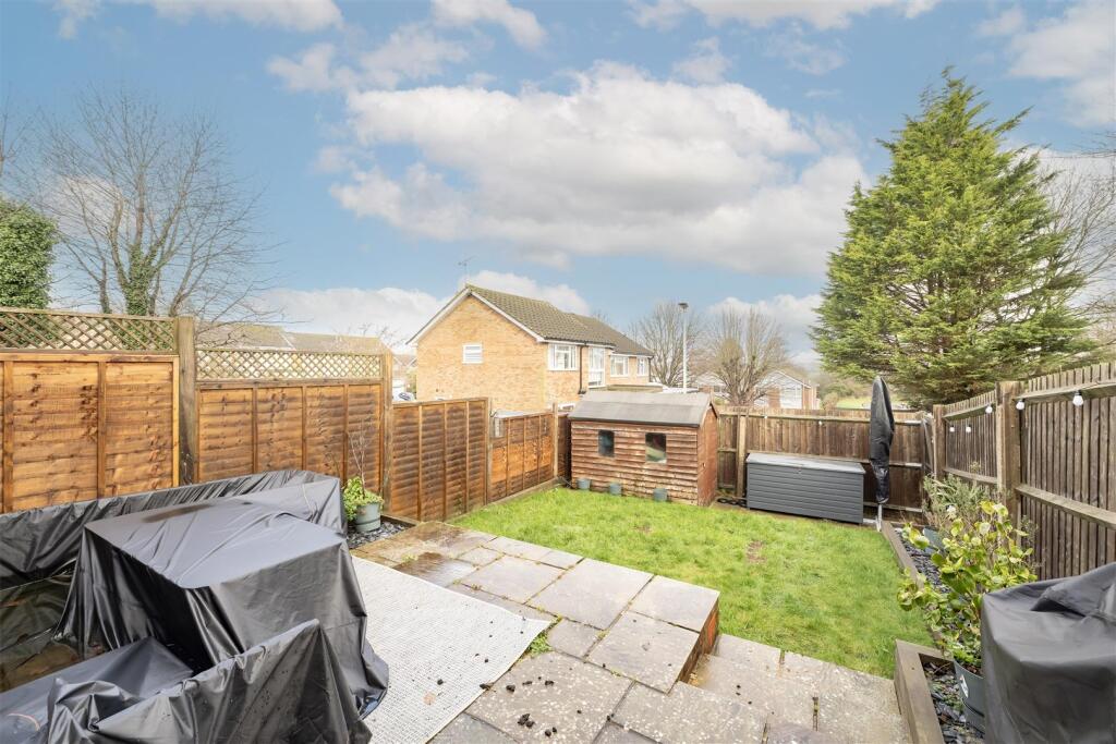 Additional image 11 of Wendover Close, Harpenden