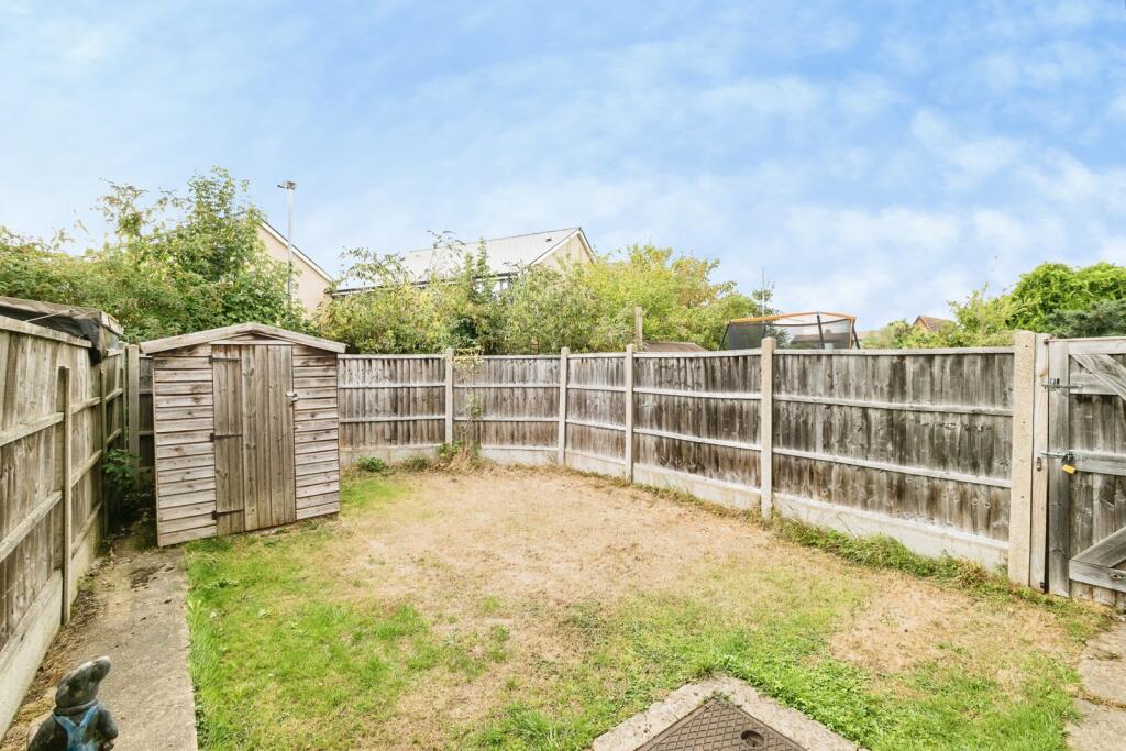 House in Rainham - More
